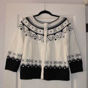 Lambswool Button Down Cropped Sleeve Sweater